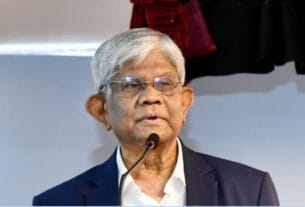 পে স্কেল বাস্তবায়নের জন্য অর্থের ব্যবস্থা নিয়ে যা বললেন উপদেষ্টা