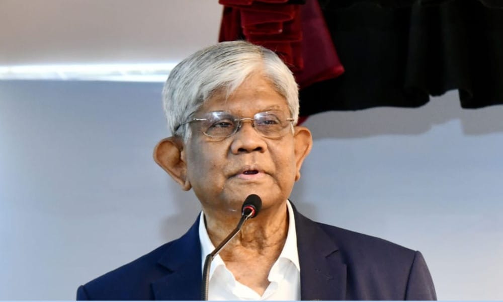 পে স্কেল বাস্তবায়নের জন্য অর্থের ব্যবস্থা নিয়ে যা বললেন উপদেষ্টা