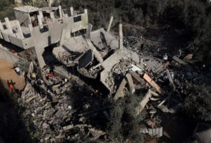 যুদ্ধবিরতির মধ্যেও গাজায় ইসরায়েলি হামলায় নিহত ৯