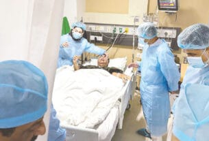 মির্জা আব্বাসের মস্তিষ্কে দুই দফা অস্ত্রোপচার, শয্যাপাশে প্রধানমন্ত্রী