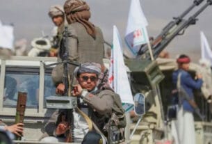 ইরান যুদ্ধে আনুষ্ঠানিকভাবে যোগ দিল ইয়েমেনের হুতি বিদ্রোহীরা