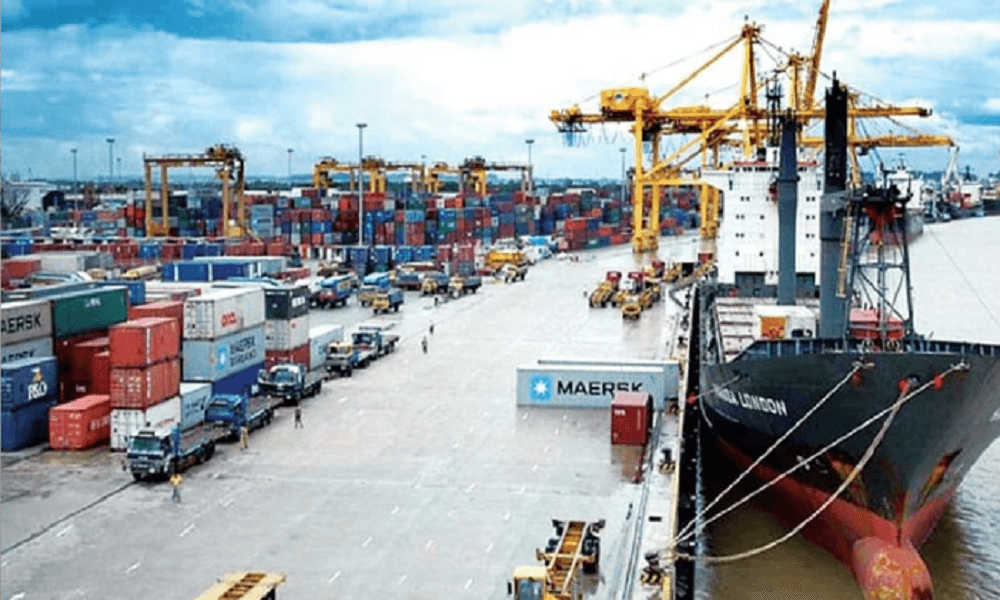 ২৭ দিনে চট্টগ্রাম বন্দরে ভিড়েছে ৩০ জাহাজ, পথে আরও ৪টি