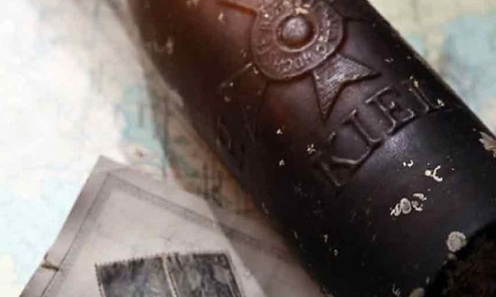 কানাডা থেকে স্কটল্যান্ডে এসে পৌঁছাল এক বিশেষ বার্তা-বোতল