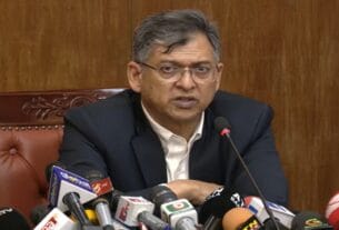 ‘ঈদের আগে সব পোশাক কারখানকে বেতন-ভাতা পরিশোধ করতে বলা হয়েছে’