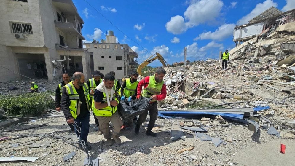 মিডেল ইস্ট আইর বিশ্লেষণ: লেবাননে অভিযানের নামে ইসরাইল ‘সাইকোপ্যাথিক’ হামলা চালাচ্ছে